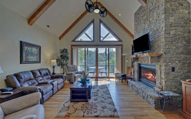 2327 Ridgecrest Circle Hiawassee, GA 30546 - Photo 3 of 71