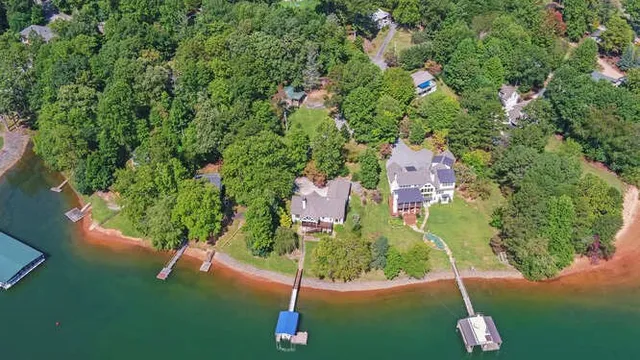 $1,595,000 | 2327 Ridgecrest Circle, Hiawassee, GA 30546