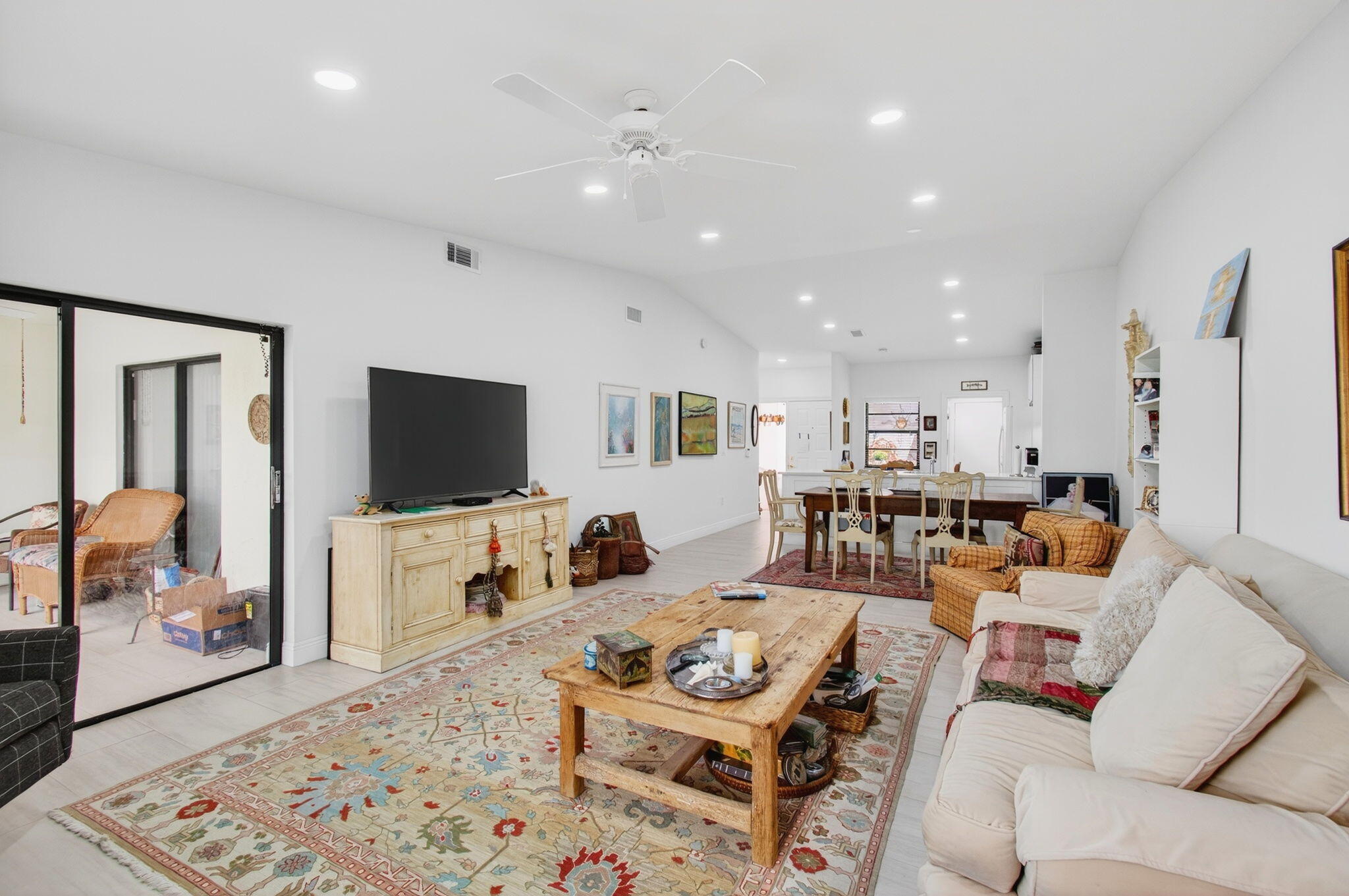 6248 Kings Gate Circle Delray Beach, FL 33484 - Photo 6 of 111 20-web-or-mls-010_DSC_4795