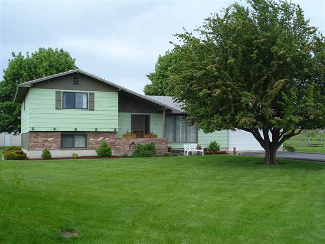3605 North Simpson Road Otis Orchards, WA 99027 - Photo 1 of 9 Gallery Image 1