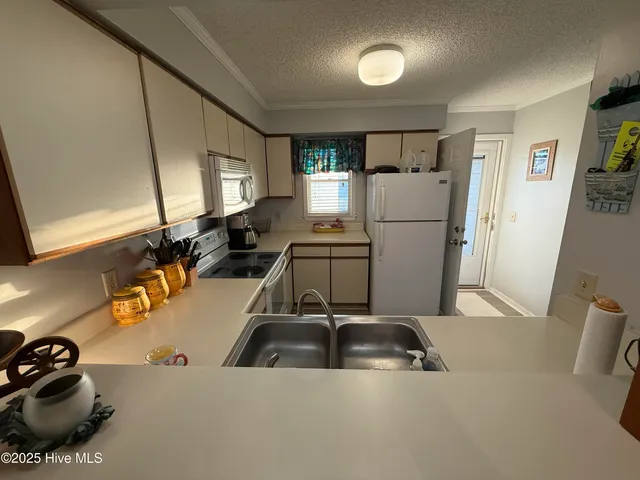 $395,900 | 400 Virginia Avenue, Unit 303A, Carolina Beach, NC 28428