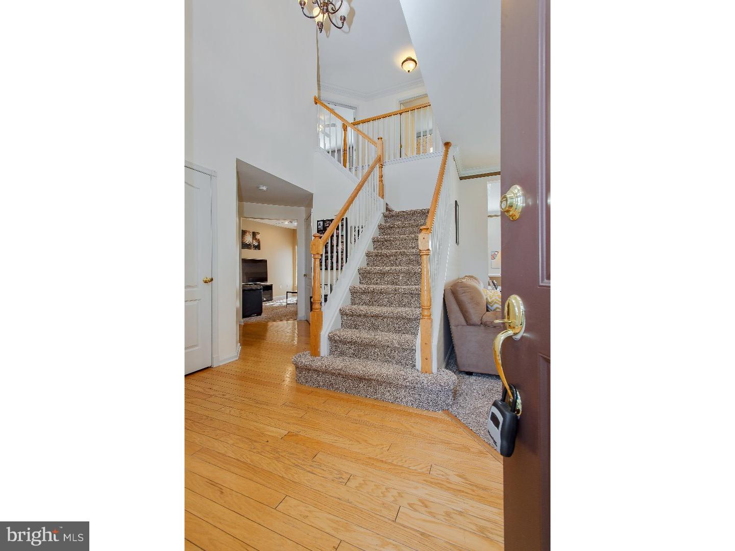 8 Brownstone Road East Windsor, NJ 08520 - Photo 4 of 25 Foyer
