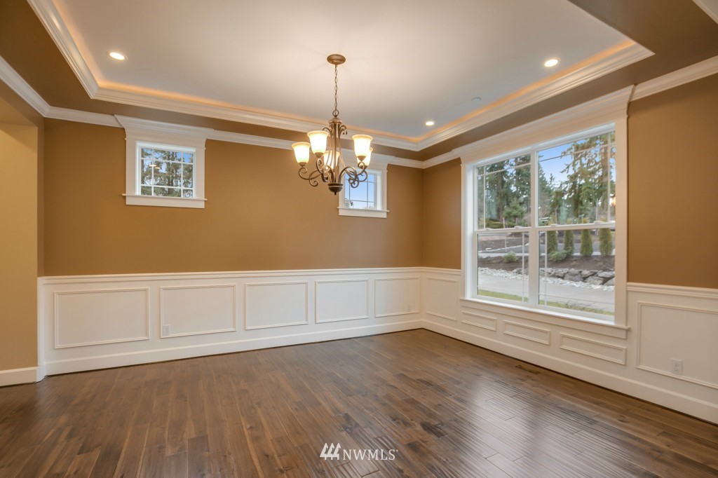 5516 Northeast 23rd Street Renton, WA 98059 - Photo 15 of 25