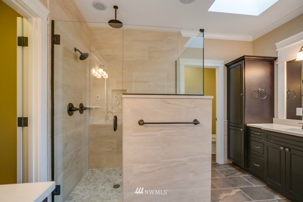 5516 Northeast 23rd Street Renton, WA 98059 - Photo 22 of 25