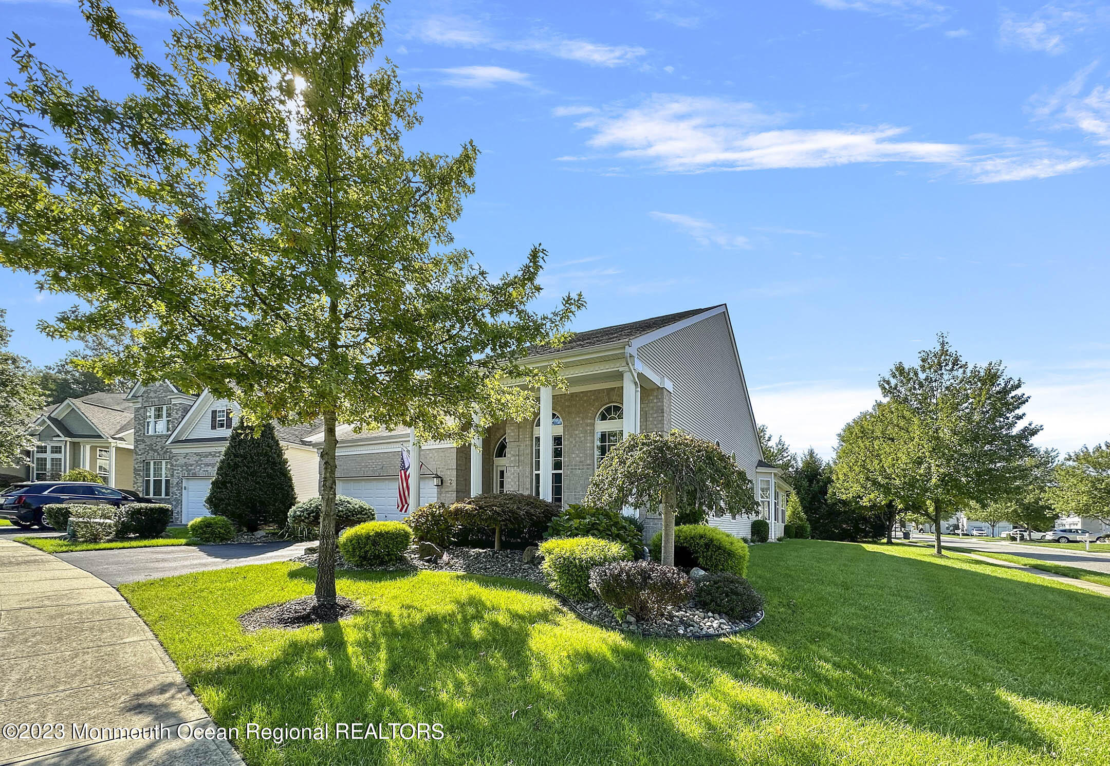 2 Arcaro Road Manalapan, NJ 07726 - Photo 3 of 42 IMG-3221 (1)