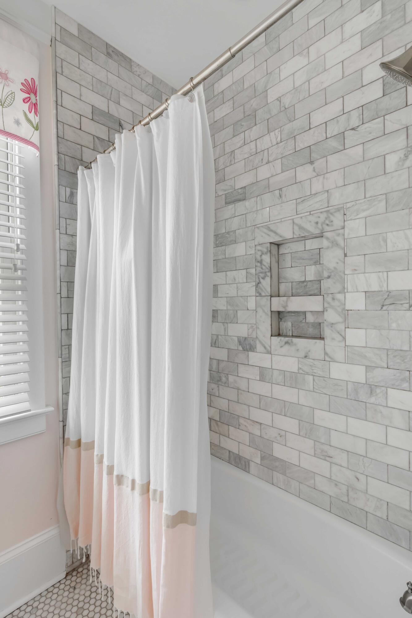 187 Ponsbury Road Mount Pleasant, SC 29464 - Photo 31 of 63 Bathroom #2