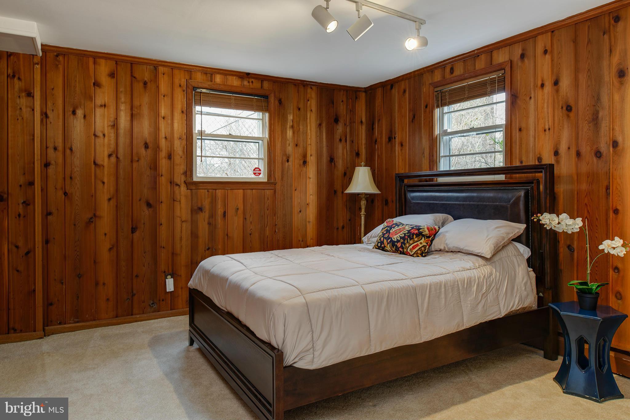 822 Springvale Road Great Falls, VA 22066 - Photo 20 of 28 Bedroom