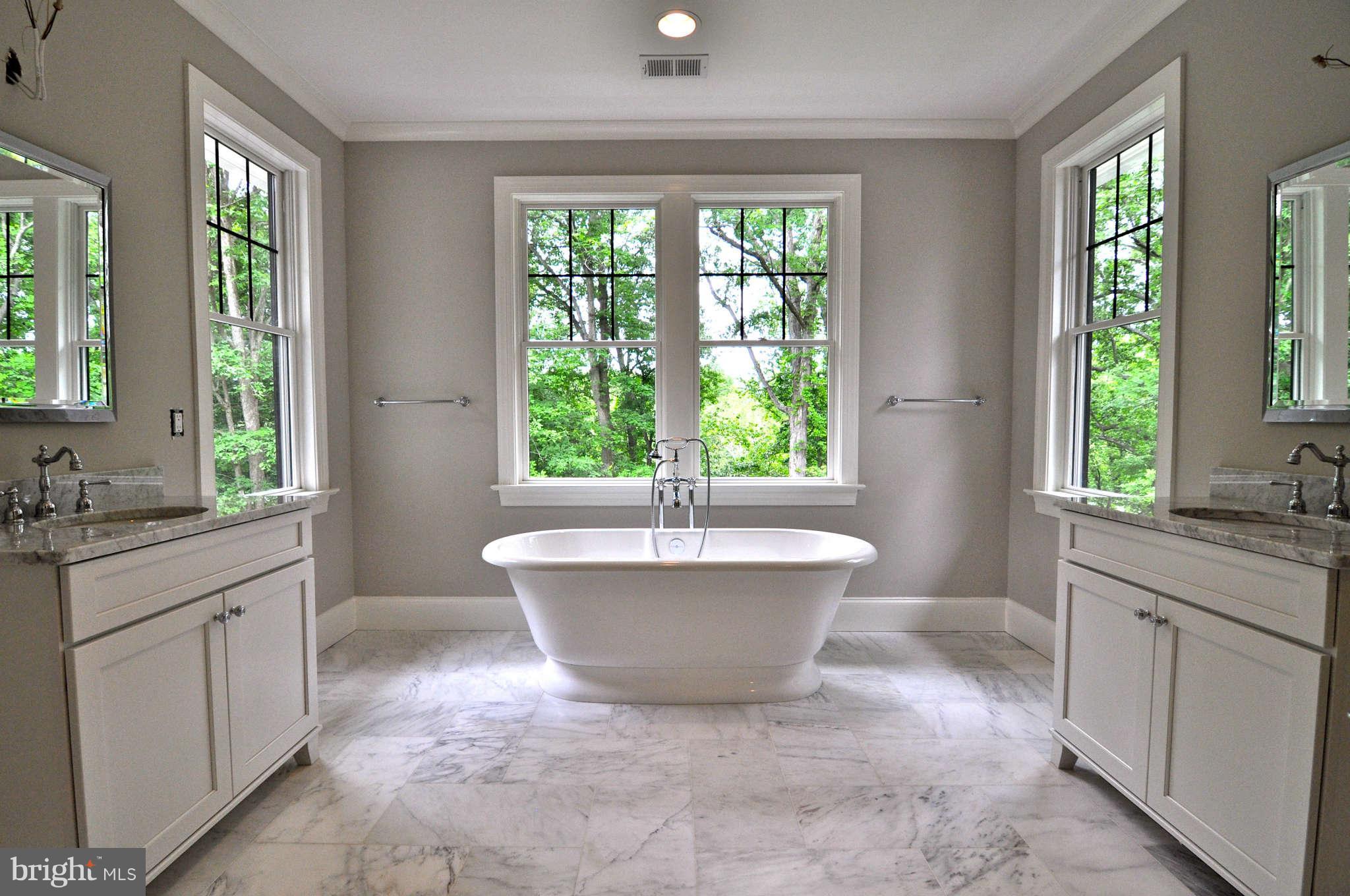 6510 East Halbert Road Bethesda, MD 20817 - Photo 13 of 27 Bath (Master)