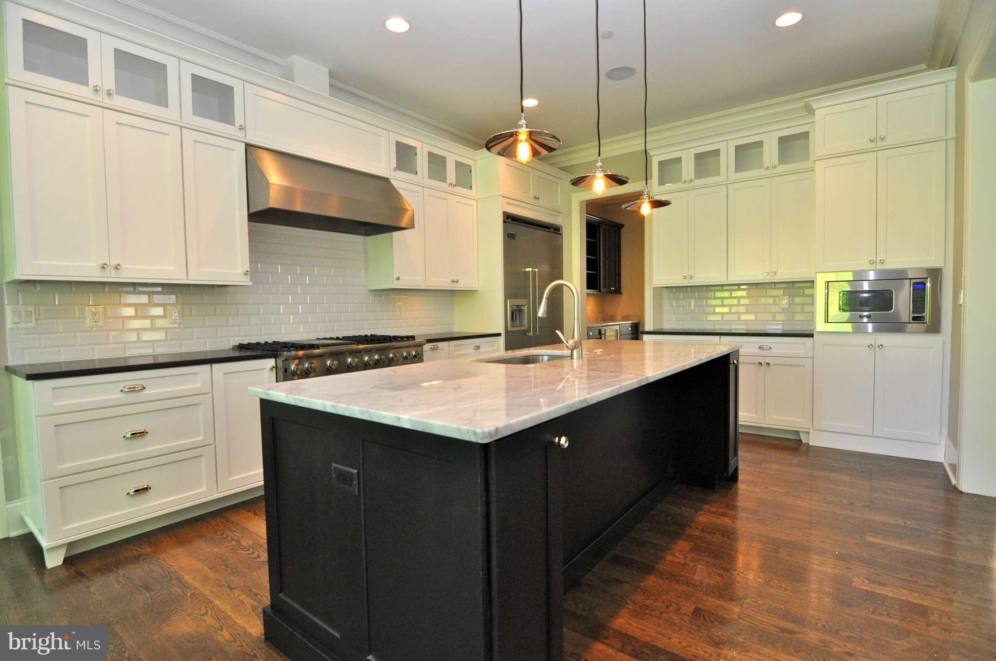 6510 East Halbert Road Bethesda, MD 20817 - Photo 4 of 27 Kitchen