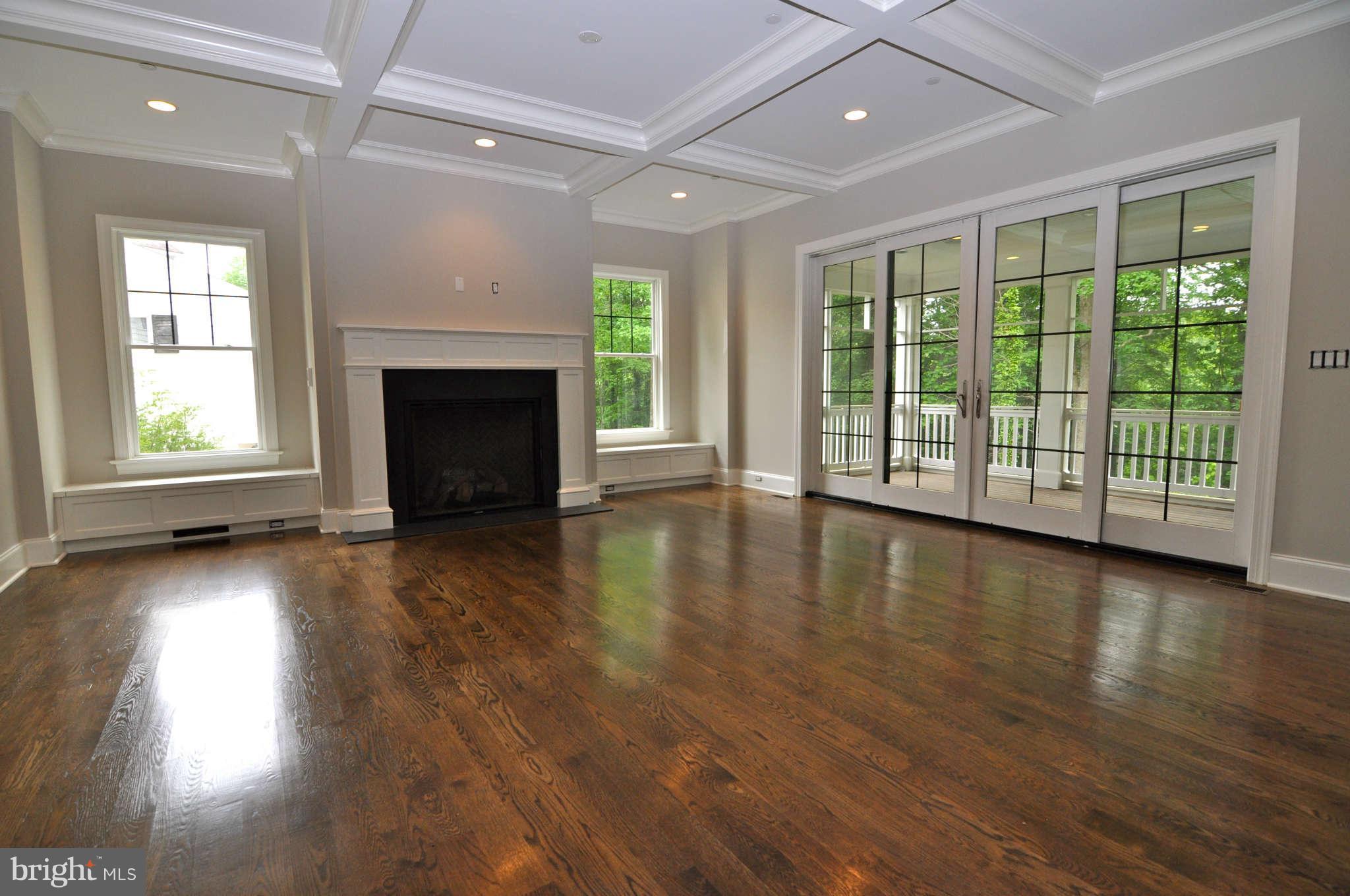 6510 East Halbert Road Bethesda, MD 20817 - Photo 6 of 27 Family Room