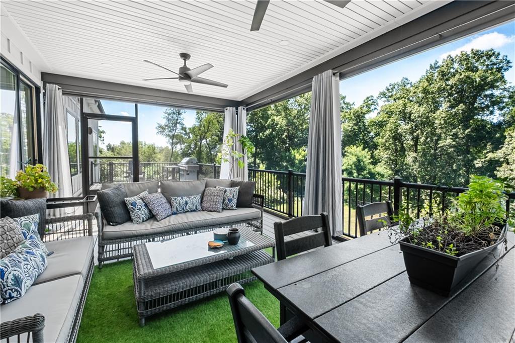 211 McMichael Road Carnegie, PA 15106 - Photo 16 of 50 a living room with furniture and a large window