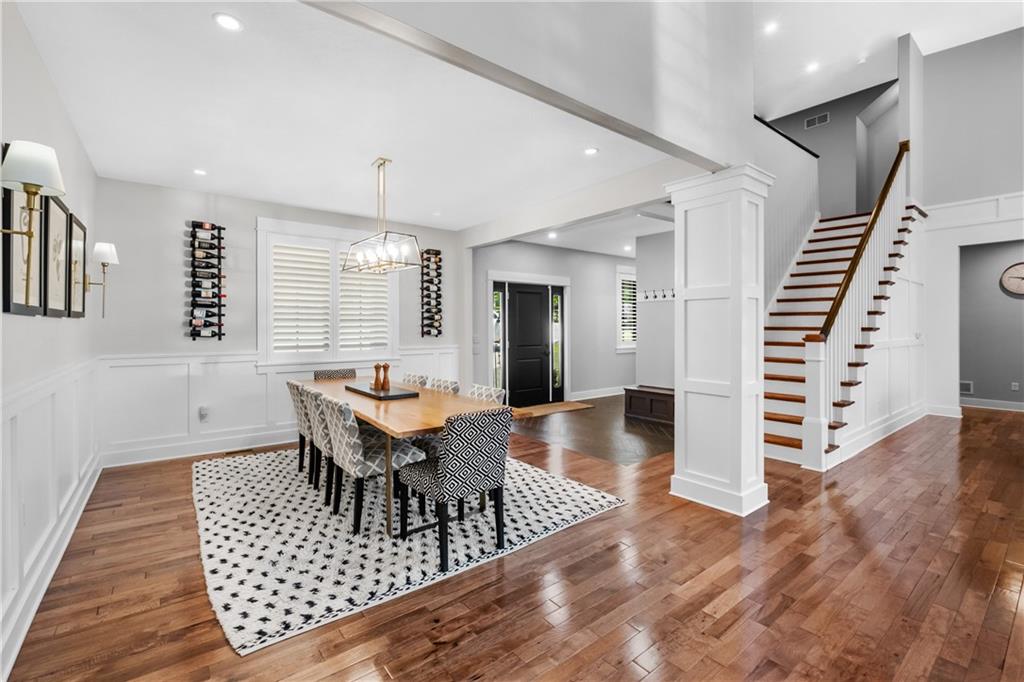 211 McMichael Road Carnegie, PA 15106 - Photo 20 of 50 a living room with furniture and wooden floor