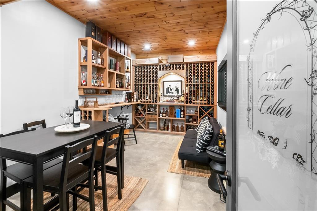 211 McMichael Road Carnegie, PA 15106 - Photo 34 of 50 a view of a workspace