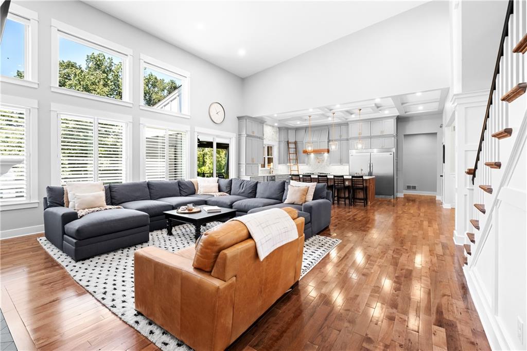 211 McMichael Road Carnegie, PA 15106 - Photo 4 of 50 a living room with furniture and a large window