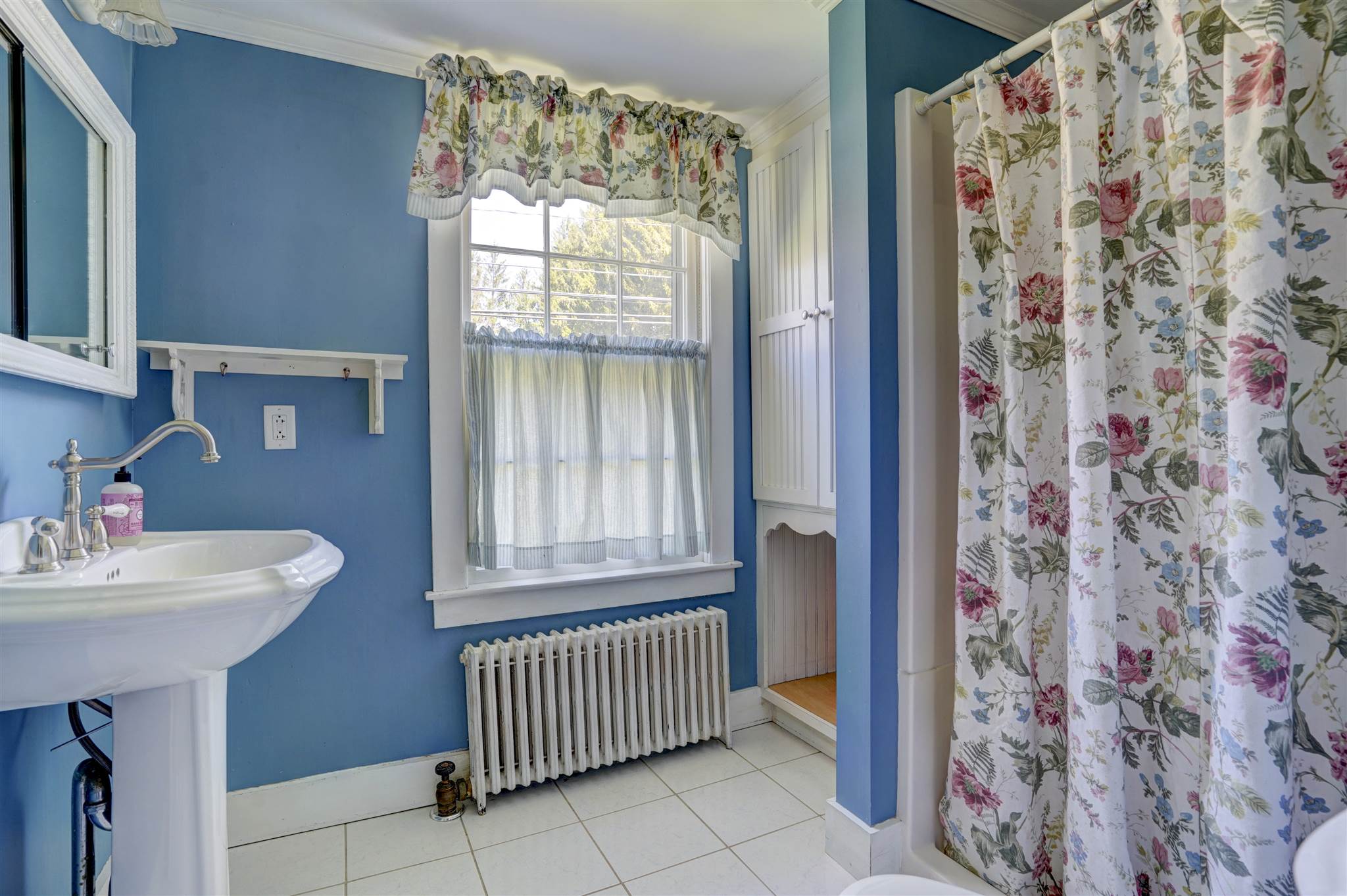 52 North Amherst Road Bedford, NH 03110 - Photo 12 of 34 Gallery Image 12