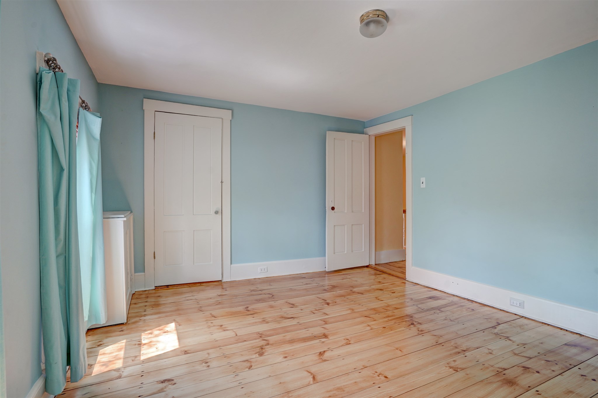 52 North Amherst Road Bedford, NH 03110 - Photo 17 of 34 Gallery Image 17