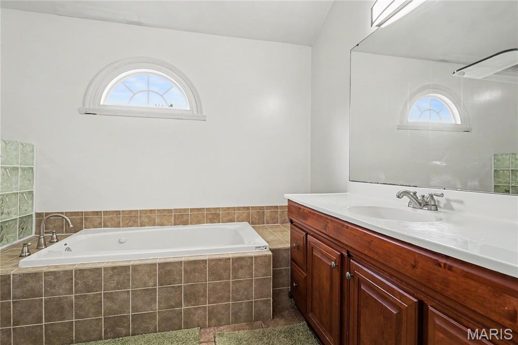 5522 Bourbeuse Common, Unit 4 Weldon Spring, MO 63304 - Photo 14 of 26