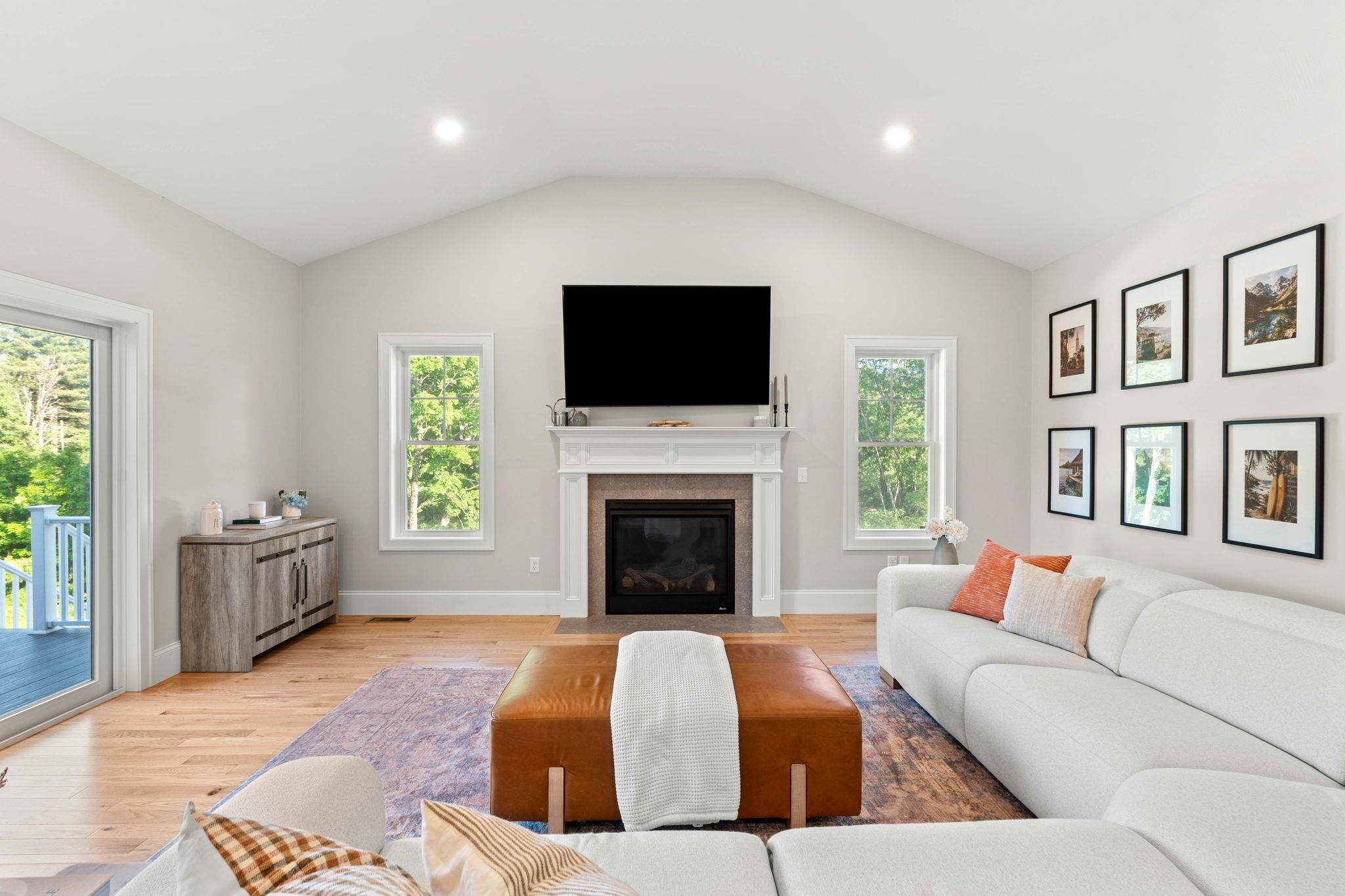 52 Stonehenge Road Londonderry, NH 03053 - Photo 12 of 46 Gallery Image 12