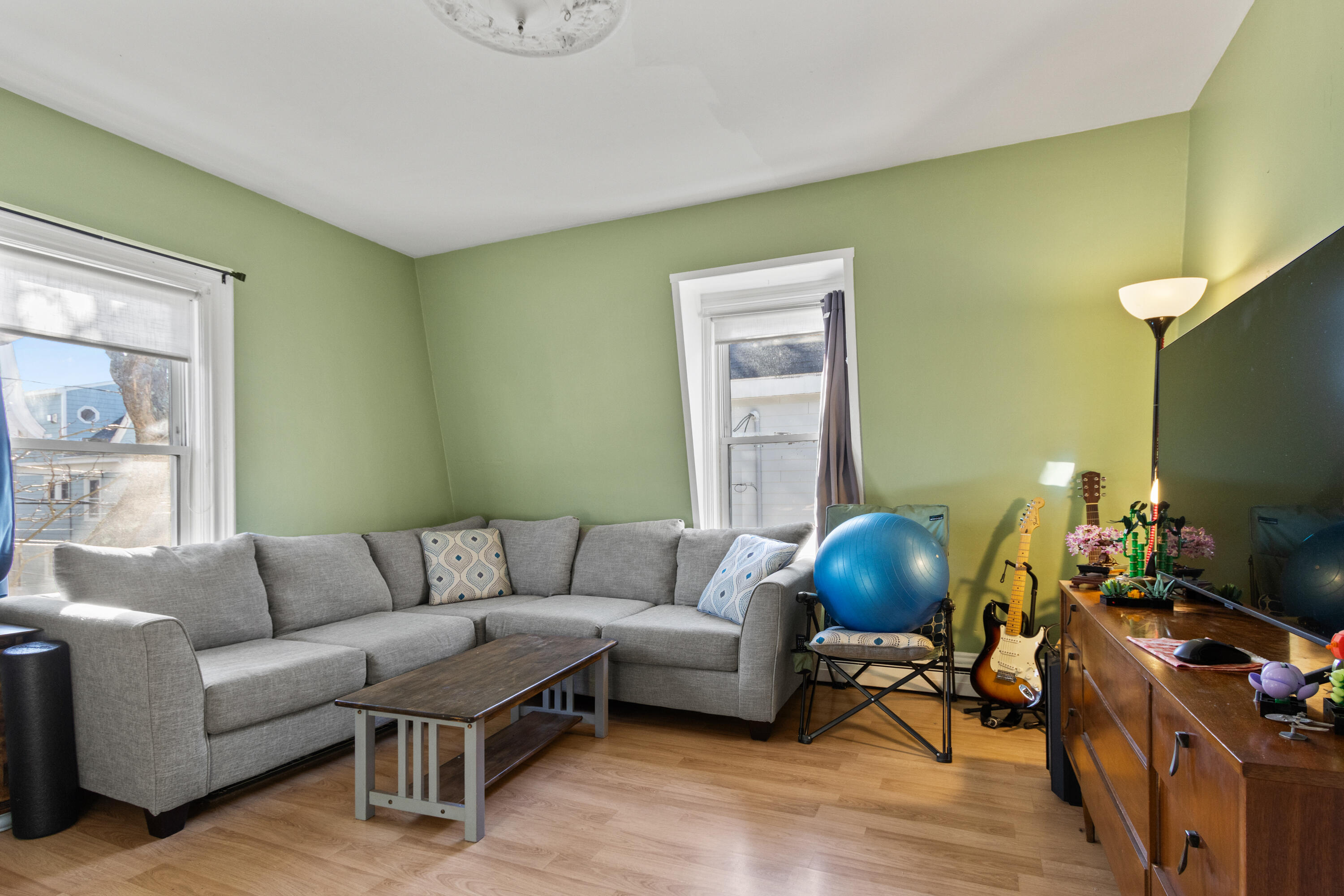 71 Melbourne Street Portland, ME 04101 - Photo 34 of 62 Unit 2 - Living Room