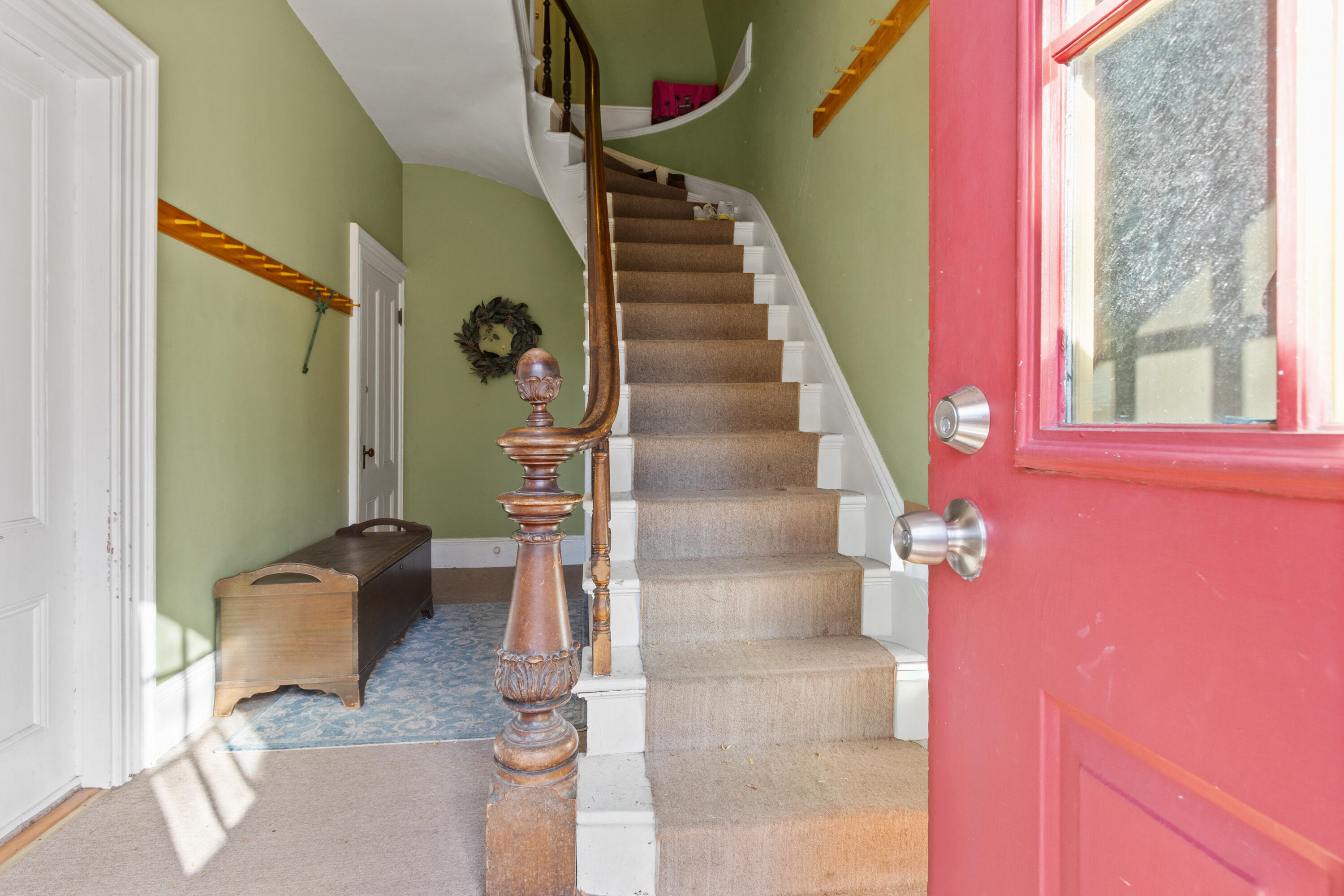 71 Melbourne Street Portland, ME 04101 - Photo 4 of 62 Entryway