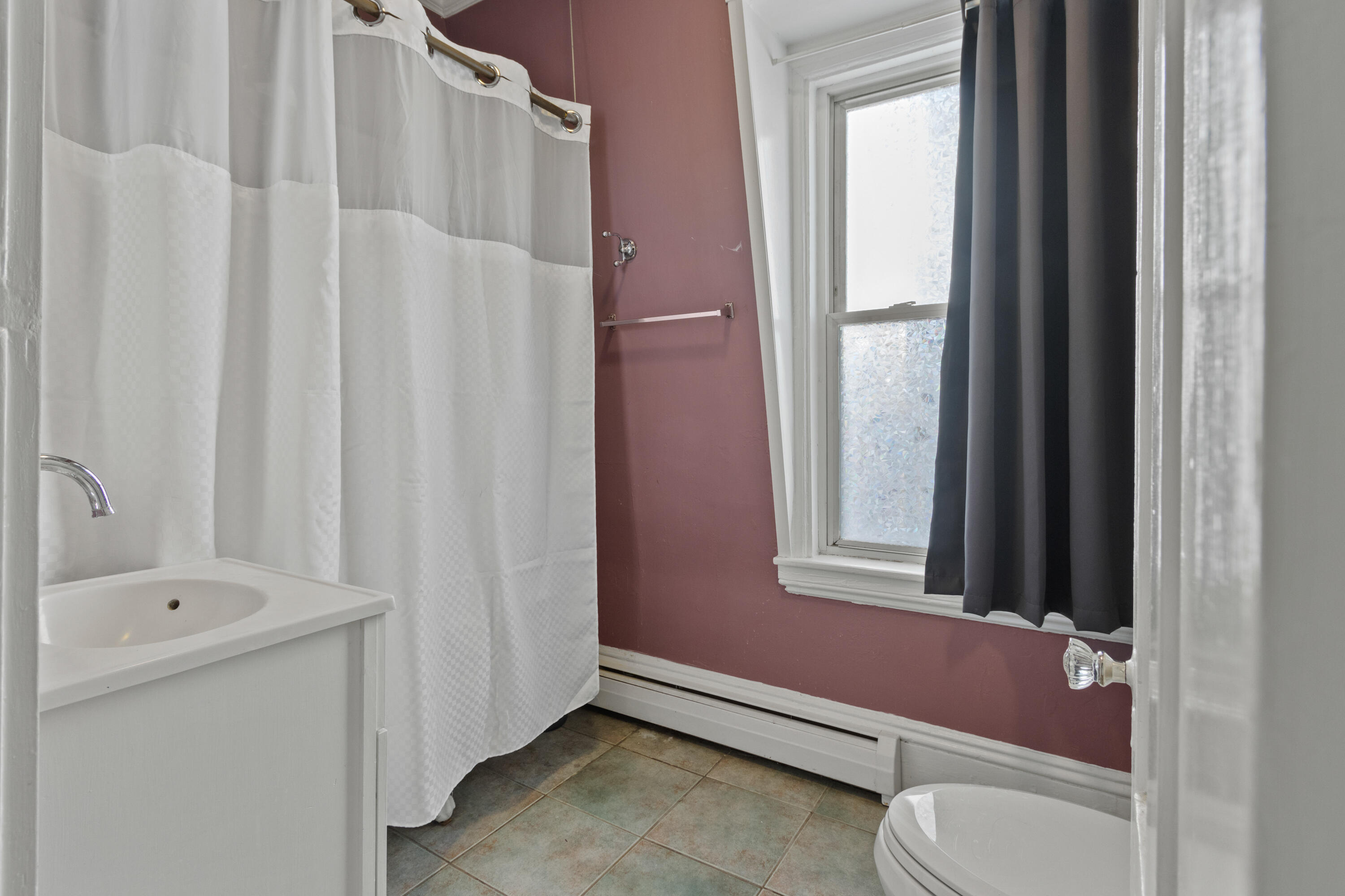 71 Melbourne Street Portland, ME 04101 - Photo 41 of 62 Unit 2 - Bathroom