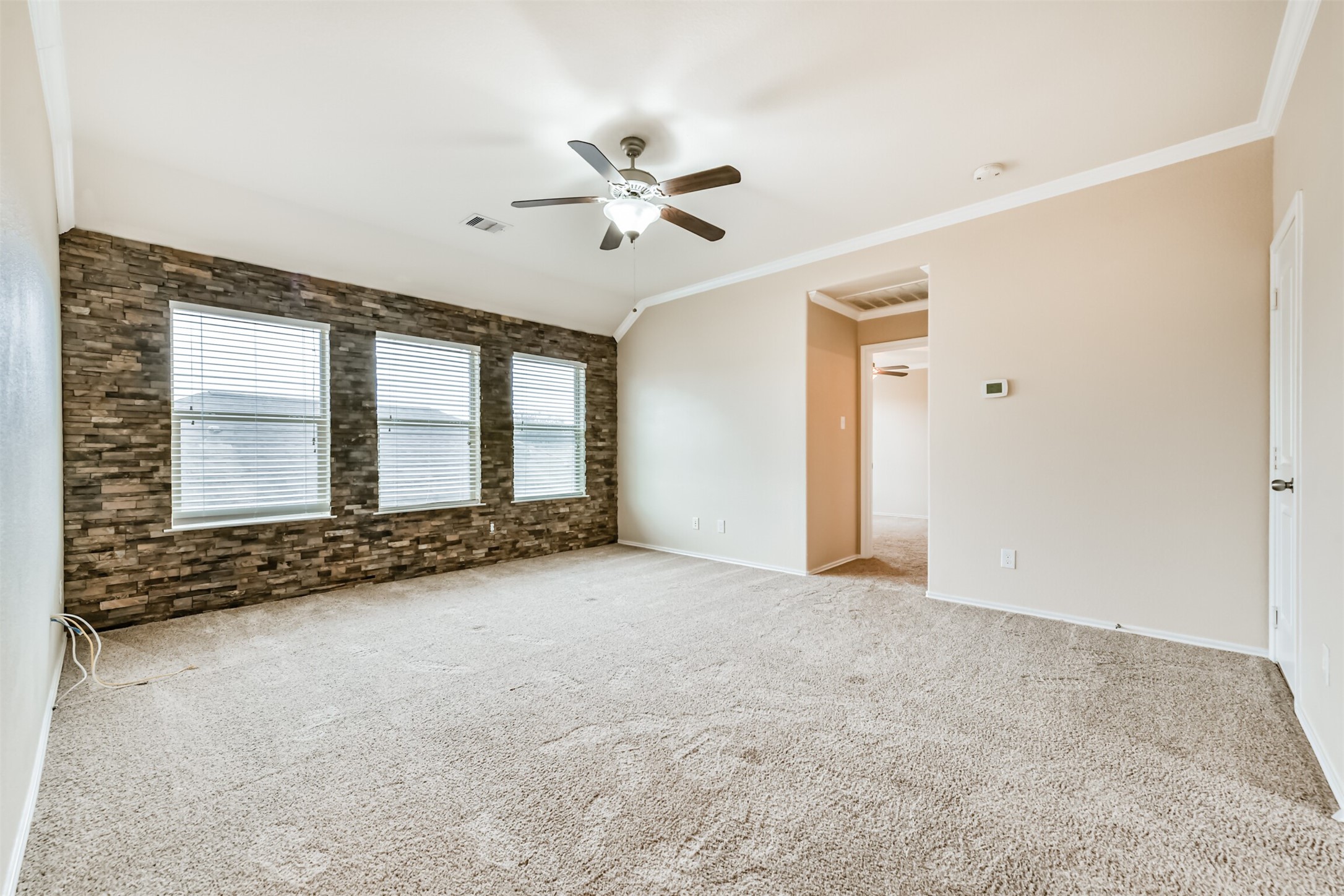 3041 Heather Grove Lane Dickinson, TX 77539 - Photo 25 of 37 an empty room with windows