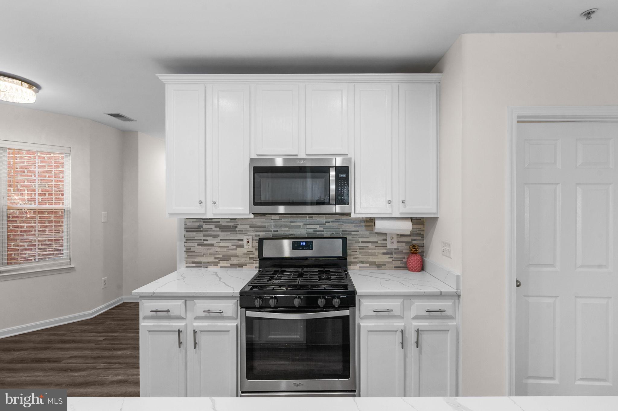 25300 Lake Mist Square, Unit 101 Chantilly, VA 20152 - Photo 26 of 63