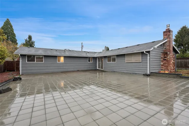 $2,850 | 12655 Southeast 169th Place, Renton, WA 98058