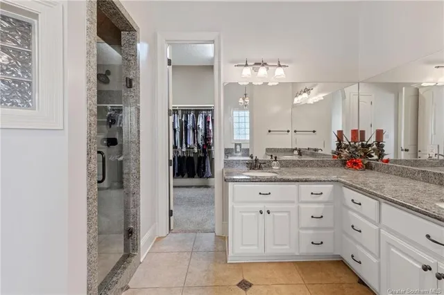 $399,000 | 929 Carondelet Drive, Lake Charles, LA 70605