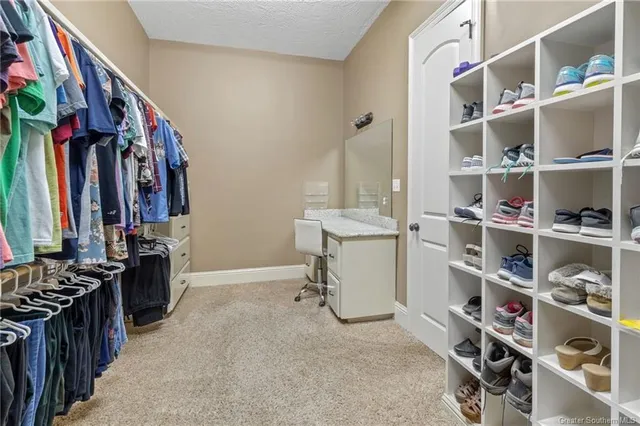 $399,000 | 929 Carondelet Drive, Lake Charles, LA 70605