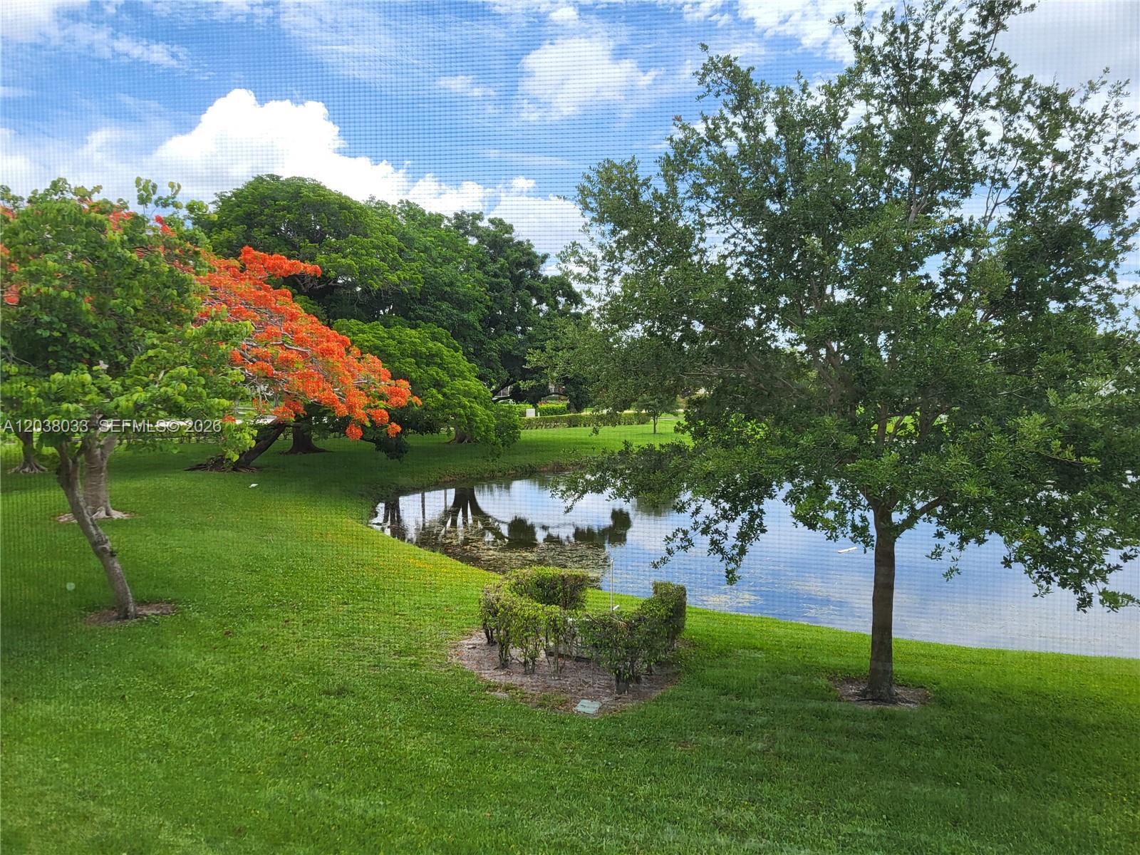 2050 Newcastle A, Unit 2050 Boca Raton, FL 33434 - Photo 9 of 11