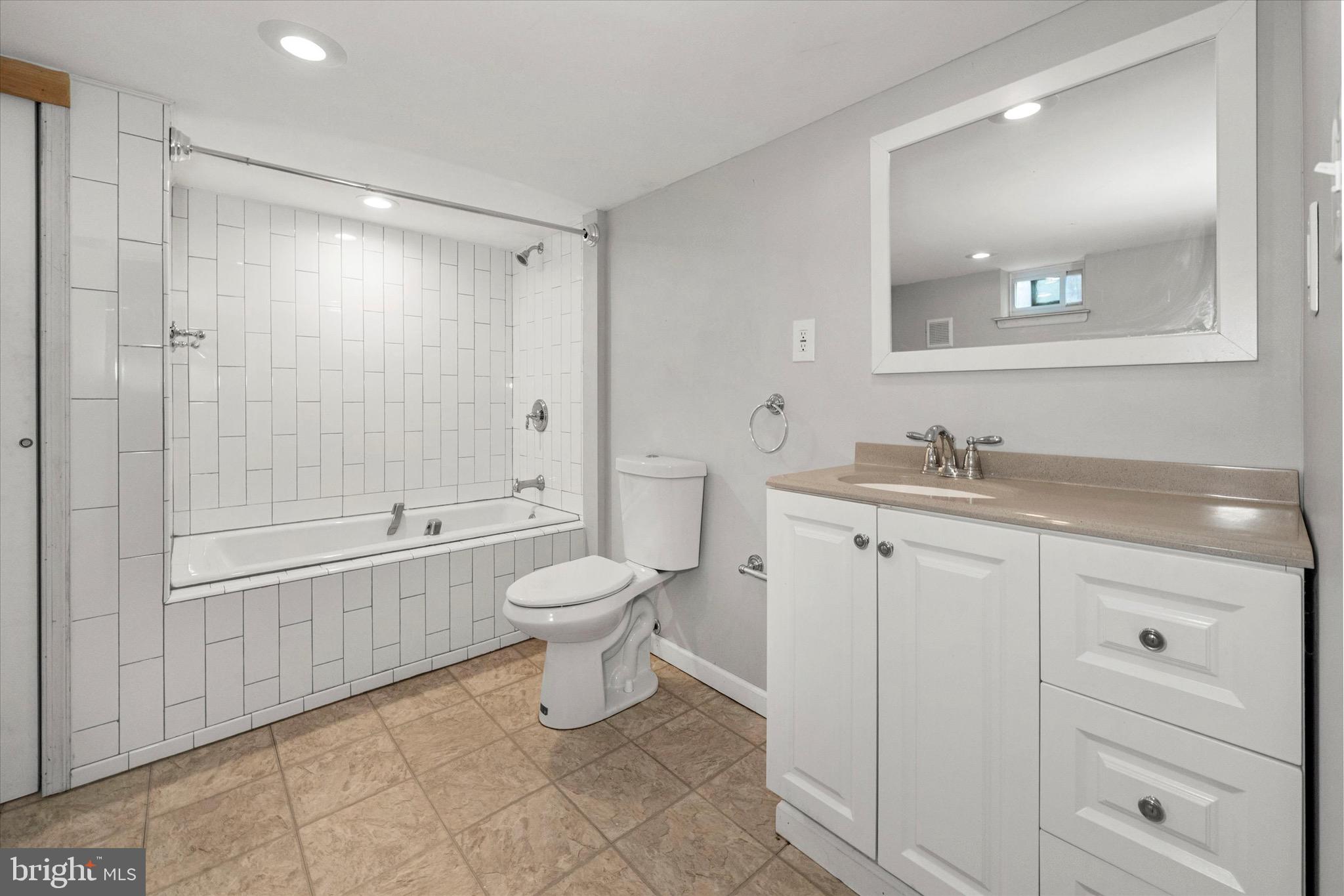 213 Taylor Road Wilmington, DE 19804 - Photo 24 of 38 Gallery Image 24