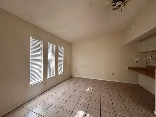 $1,100 | 32801 Lake Square Court, Leesburg, FL 34788