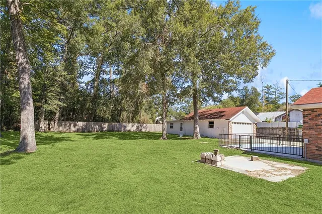 $260,000 | 1929 Dupard Street, Mandeville, LA 70448