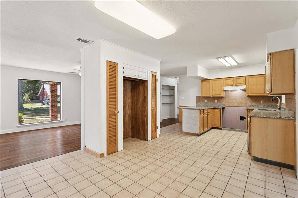 1929 Dupard Street Mandeville, LA 70448 - Photo 8 of 22