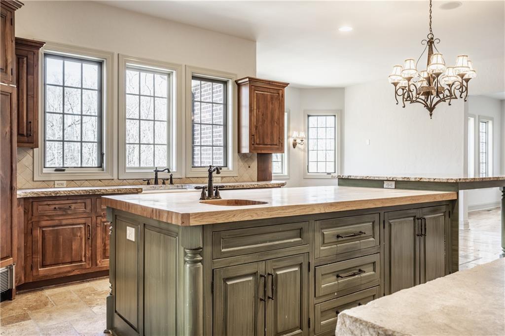 8090 Sargent Road Indianapolis, IN 46256 - Photo 18 of 48 Gallery Image 18