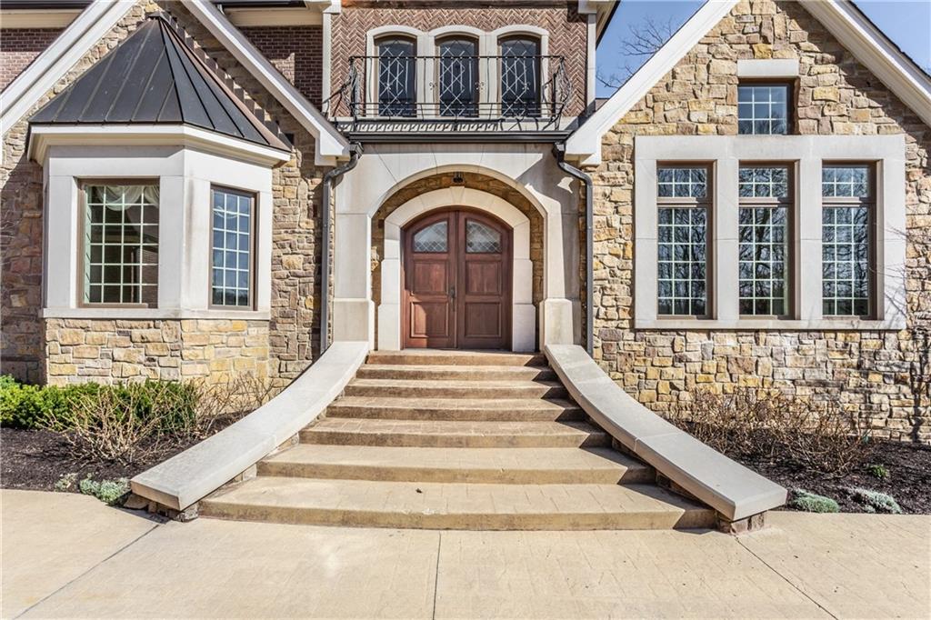 8090 Sargent Road Indianapolis, IN 46256 - Photo 8 of 48 Gallery Image 8