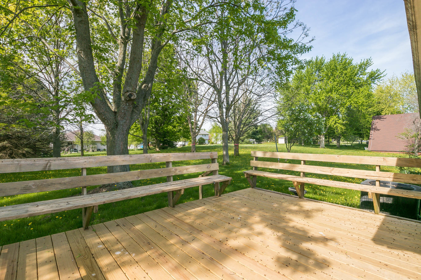 118 Newport Road Lake Summerset, IL 61019 - Photo 5 of 34 a view of backyard with outdoor space