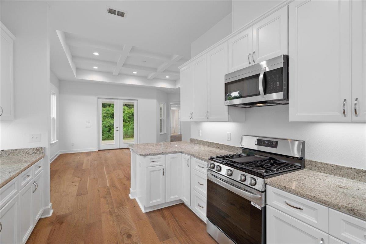 5752 Bascom Drive Tallahassee, FL 32309 - Photo 4 of 29