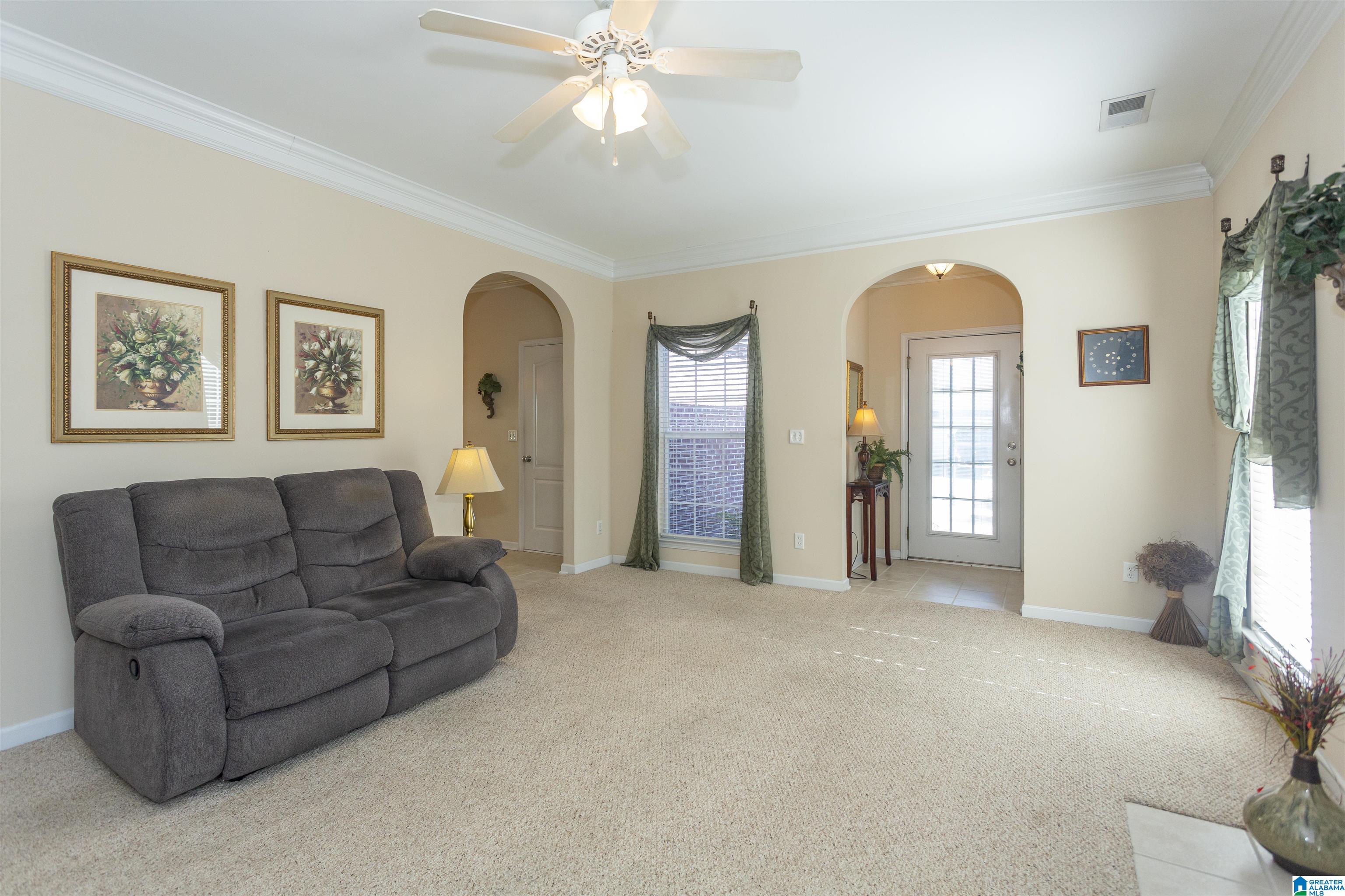 208 High Ridge Drive Pelham, AL 35124 - Photo 3 of 12 Gallery Image 3