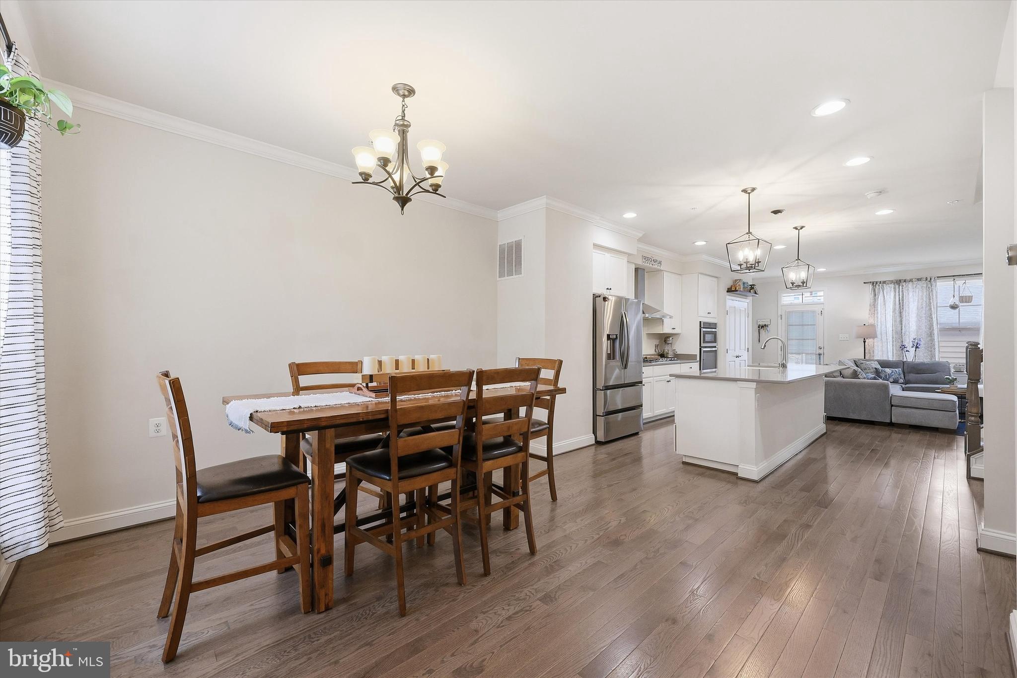 1004 Lindley Road Frederick, MD 21701 - Photo 3 of 50 Dining room