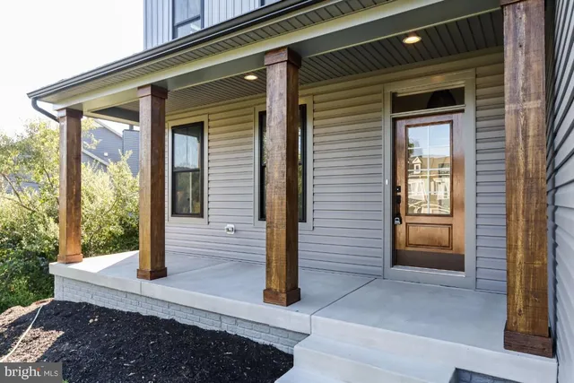 a view of a entryway door of the house