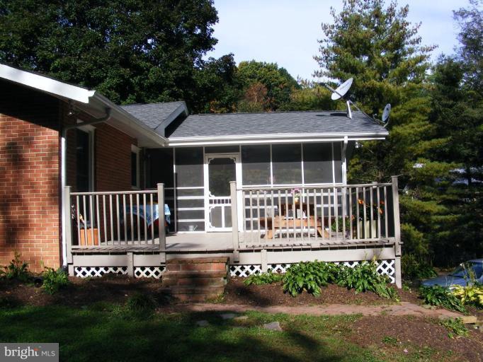 16433 Trenton Road Upperco, MD 21155 - Photo 2 of 26 Deck