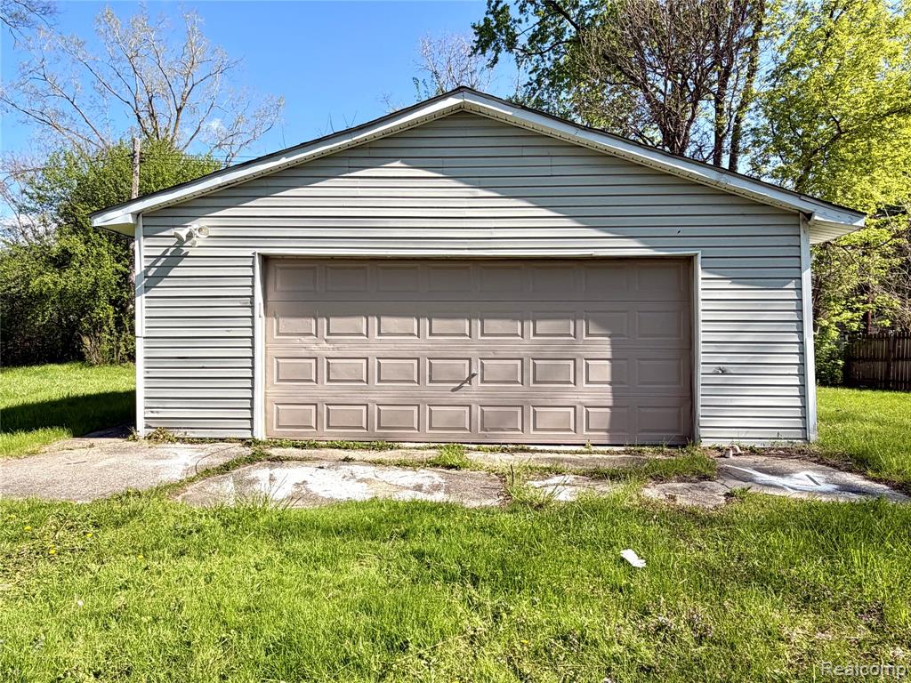 627 Franklin Road Pontiac, MI 48341 - Photo 18 of 21