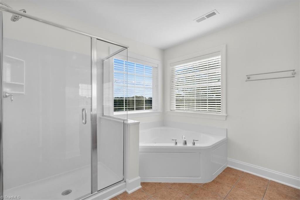 3604 Cottesmore Drive High Point, NC 27265 - Photo 32 of 50