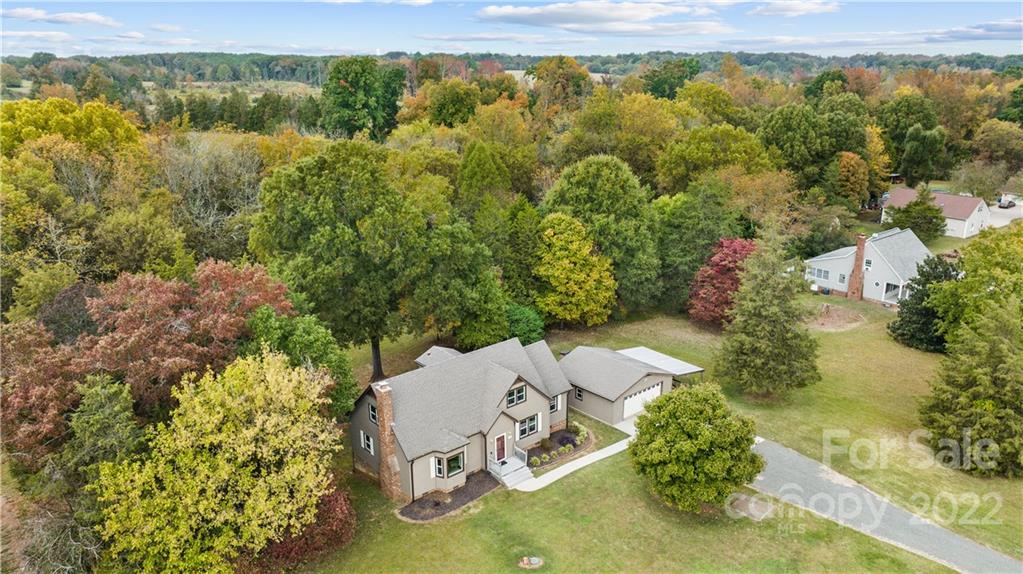 2015 Monterosa Road Concord, NC 28025 - Photo 3 of 35 Gallery Image 3