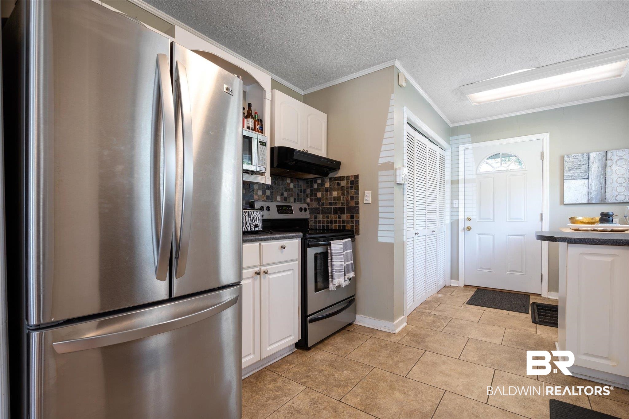 2504 Taylor Avenue Mobile, AL 36606 - Photo 7 of 21