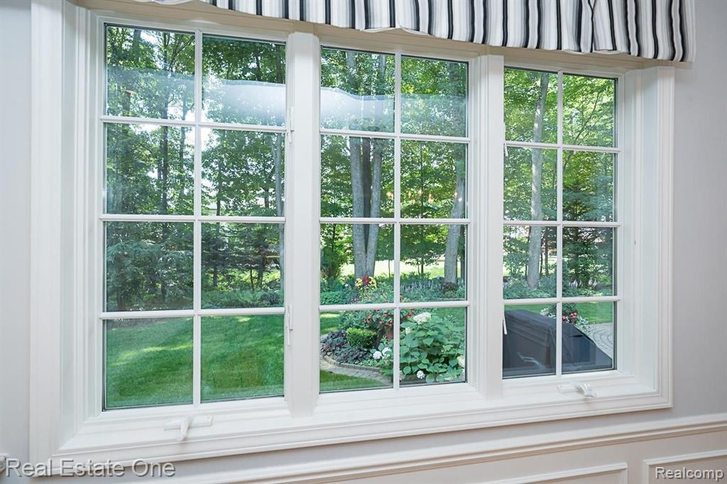1391 Chestnut Lane Rochester Hills, MI 48309 - Photo 21 of 52