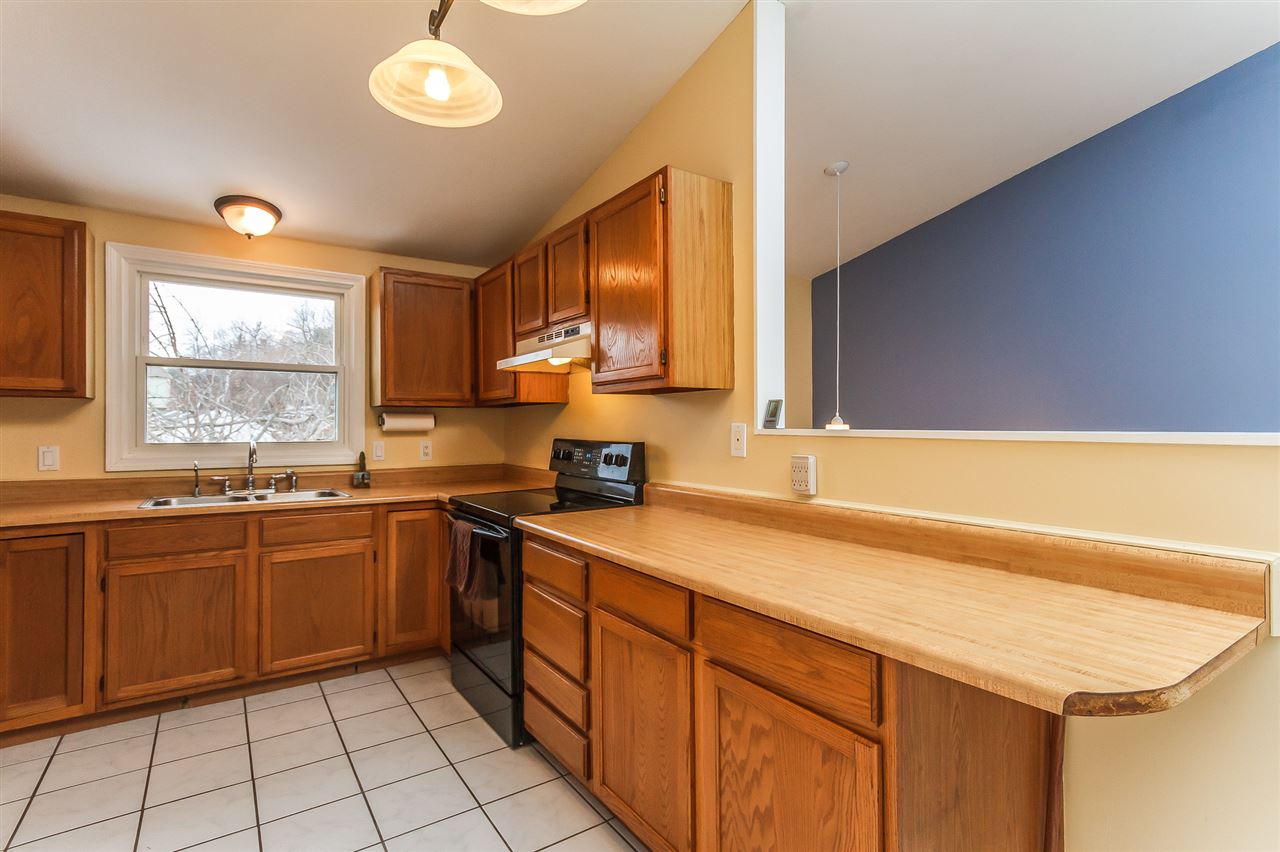 877 Mammoth Road, Unit 1 Manchester, NH 03104 - Photo 12 of 26