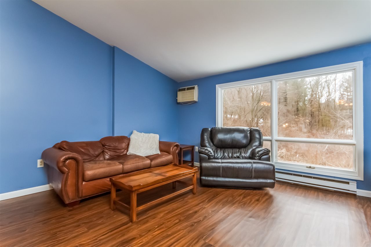 877 Mammoth Road, Unit 1 Manchester, NH 03104 - Photo 5 of 26